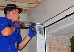 Trust Garage Door Cleveland, OH 216-765-3793 - repair-side